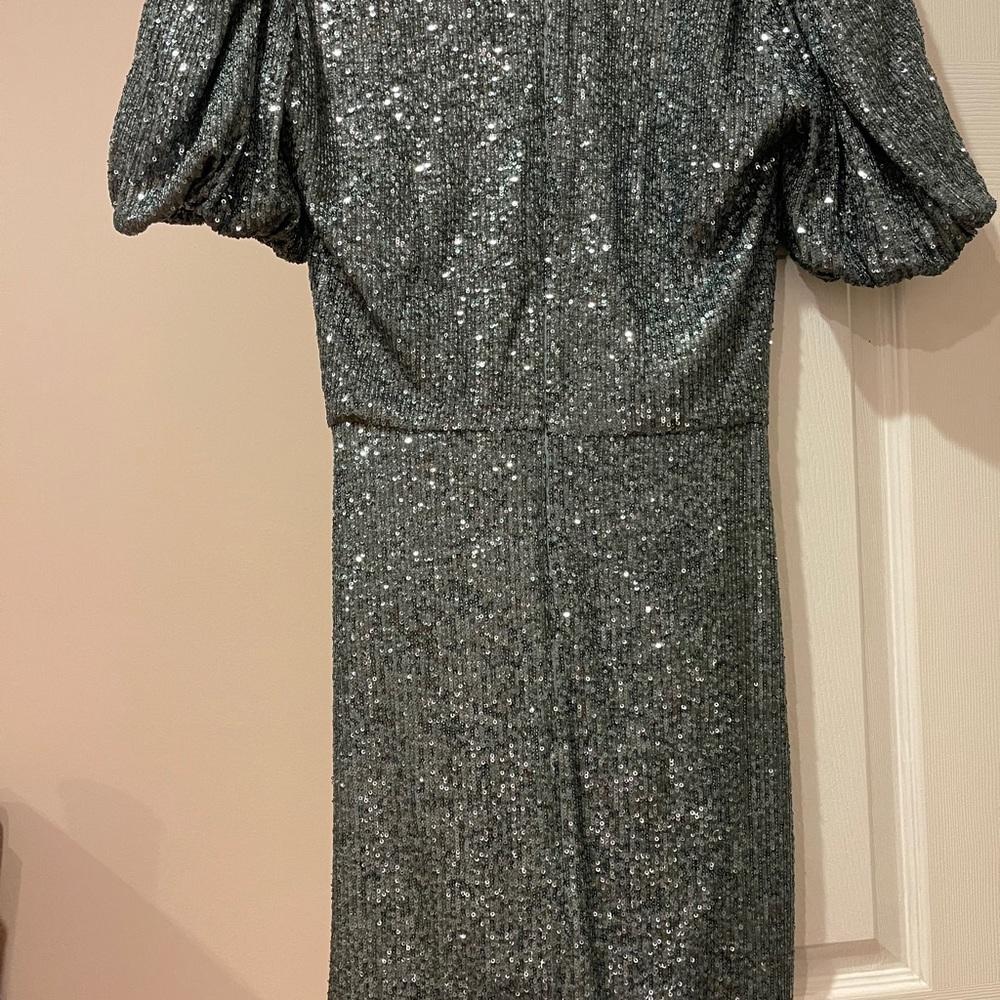 Designer dresses - Picture 4 of 13